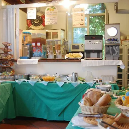 ホテル アウグストゥス 3*