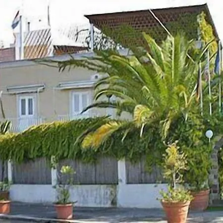 Hotell Augustus Lipari (Isola Lipari)