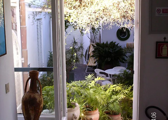 Augustus Λίπαρι